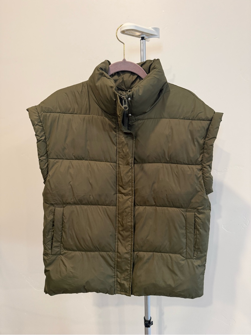 Women’s Oversized Puffer Vest